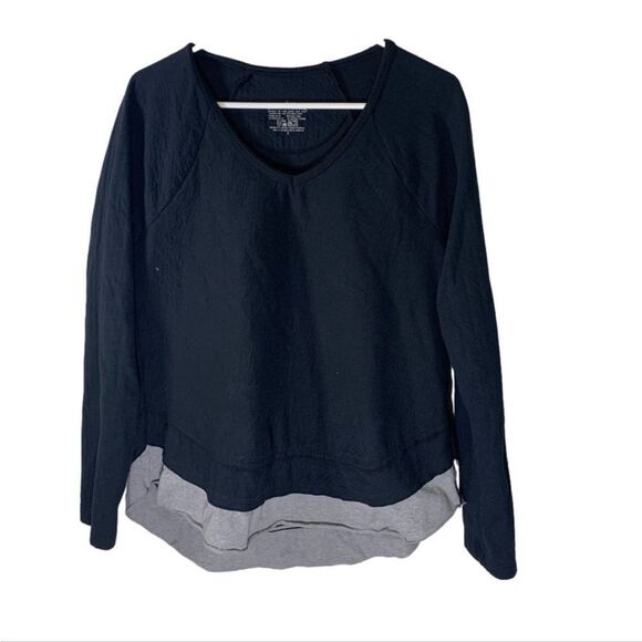 Neon Buddha Small Black and Grey Sweater‎ - Picture 1 of 4